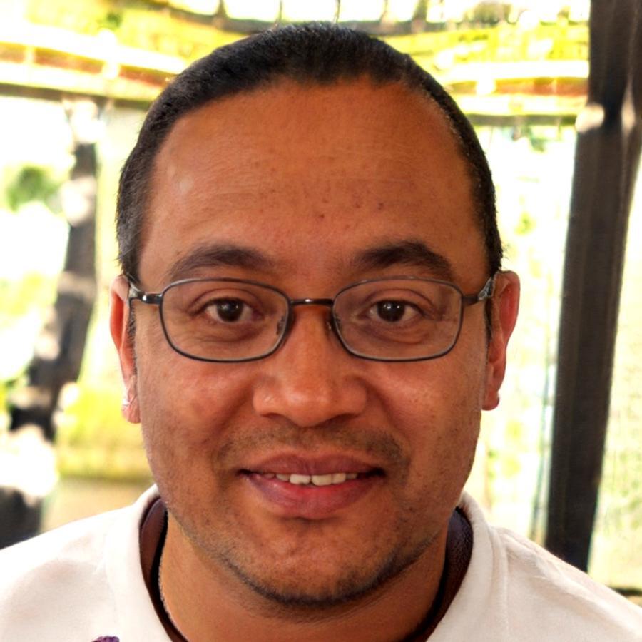 Portrait von Lukas Bäuerle, Finanzberater und Mentor